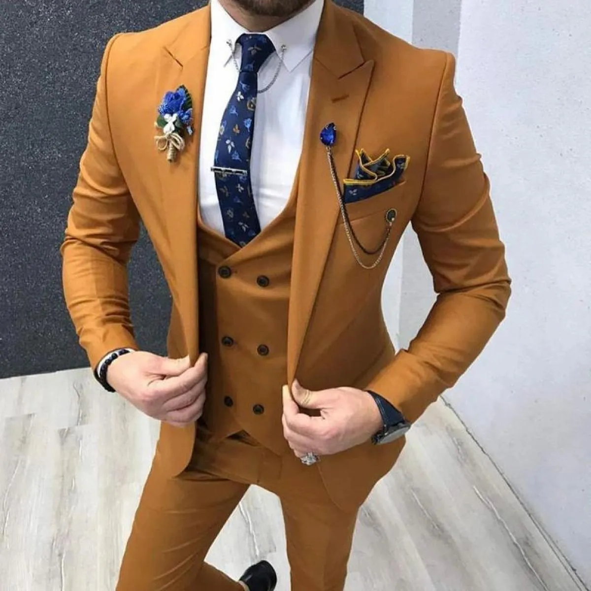 Abiti da uomo slim fit a 3 pezzi stile casual marrone moda maschile smoking da sposa per groomsmen giacca da pranzo con pantalon