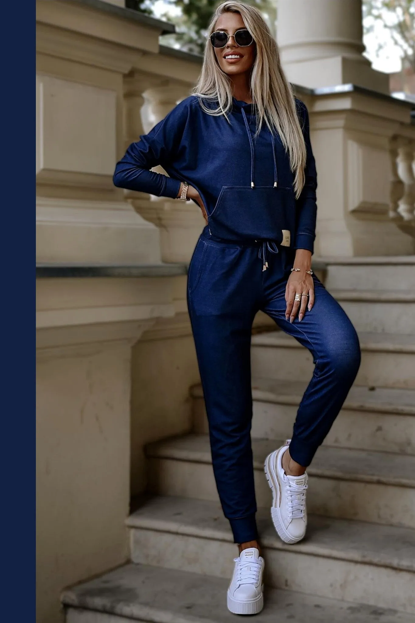 Completo casual sportivo blue navy simil denim felpa con tasca a marsupio e pantaloni con coulisse