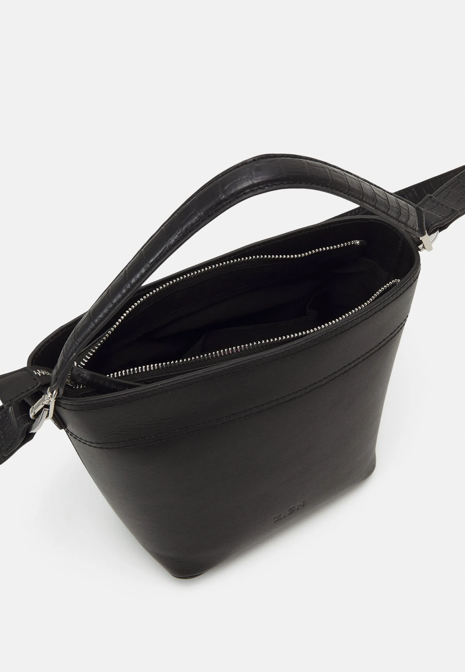 LEATHER - Borsa a tracolla -  black