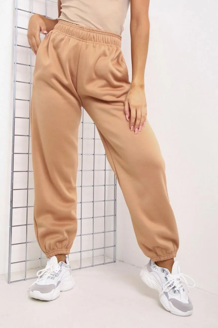 Pantalone tuta camel con tasche e molla