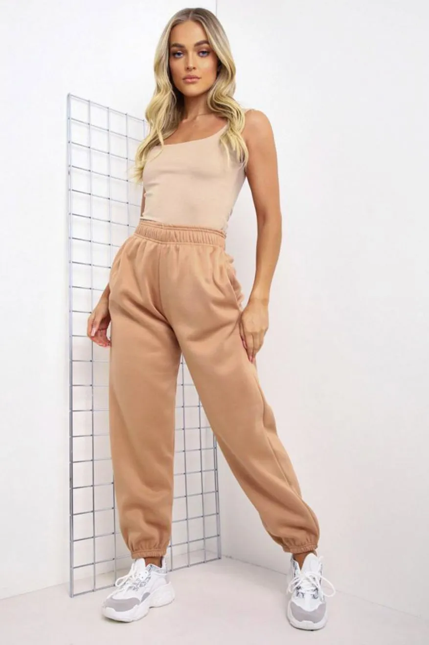 Pantalone tuta camel con tasche e molla