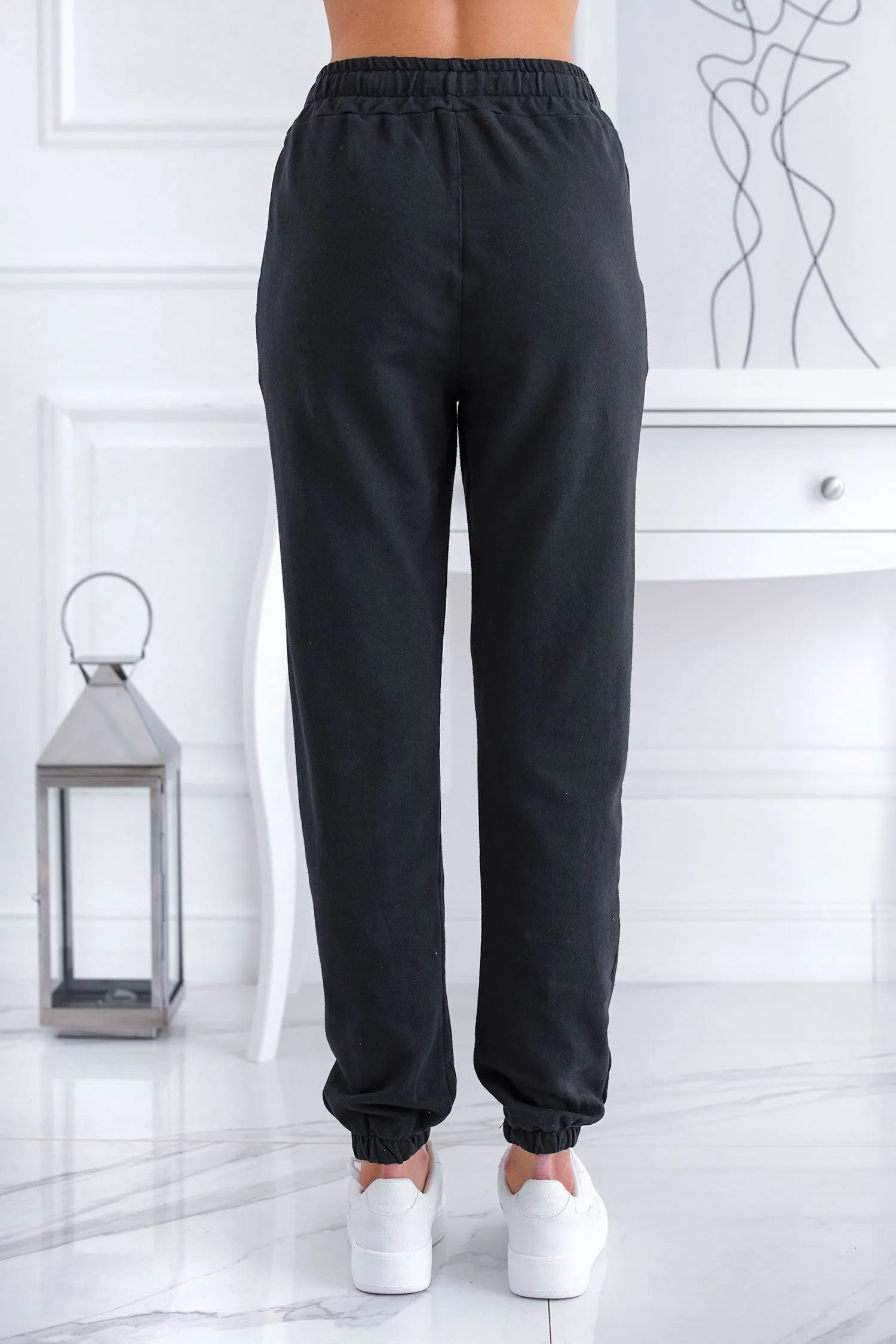 Pantalone tuta nero con laccio